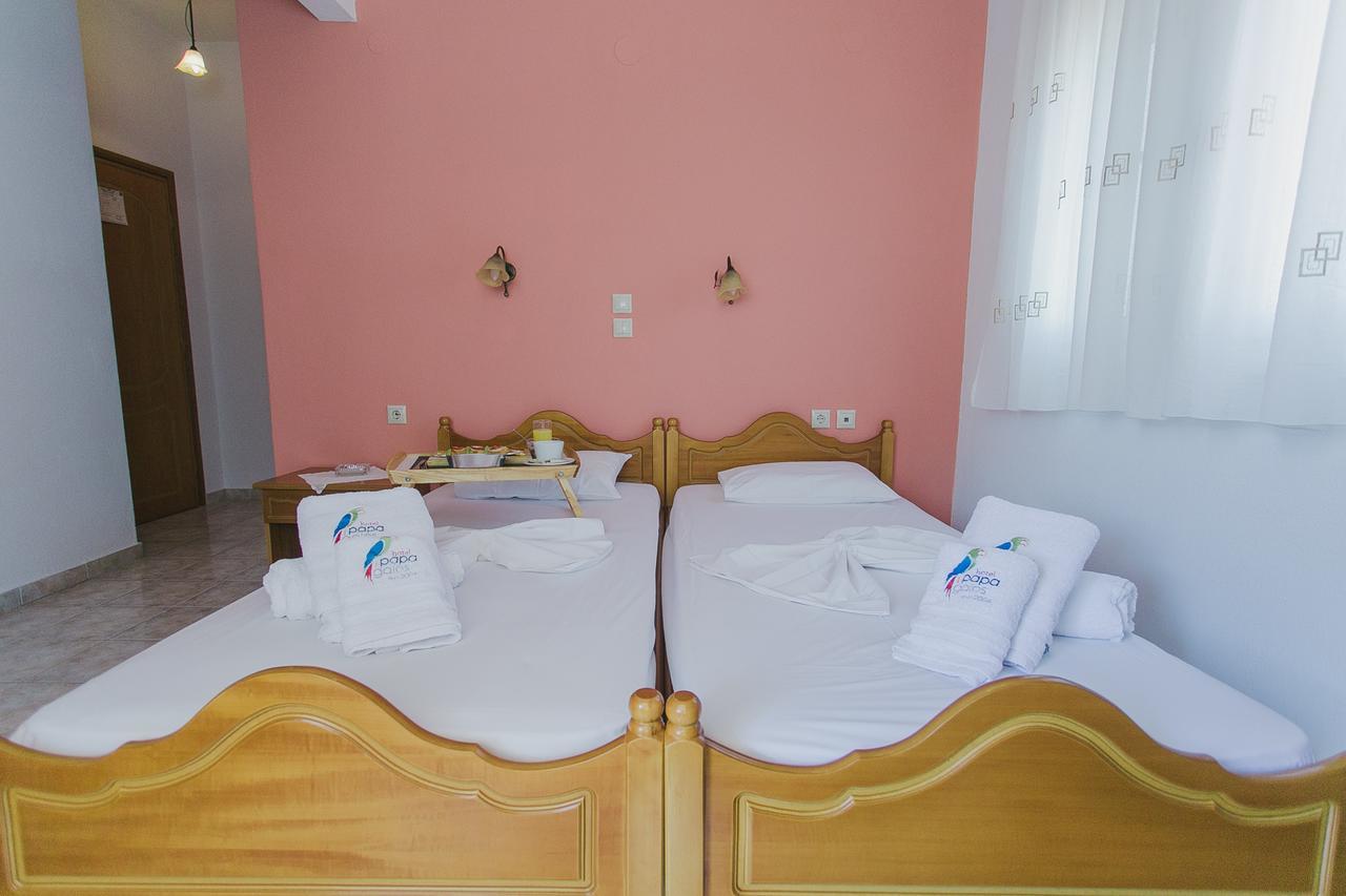 Hotel Papagalos Neos Marmaras Eksteriør billede