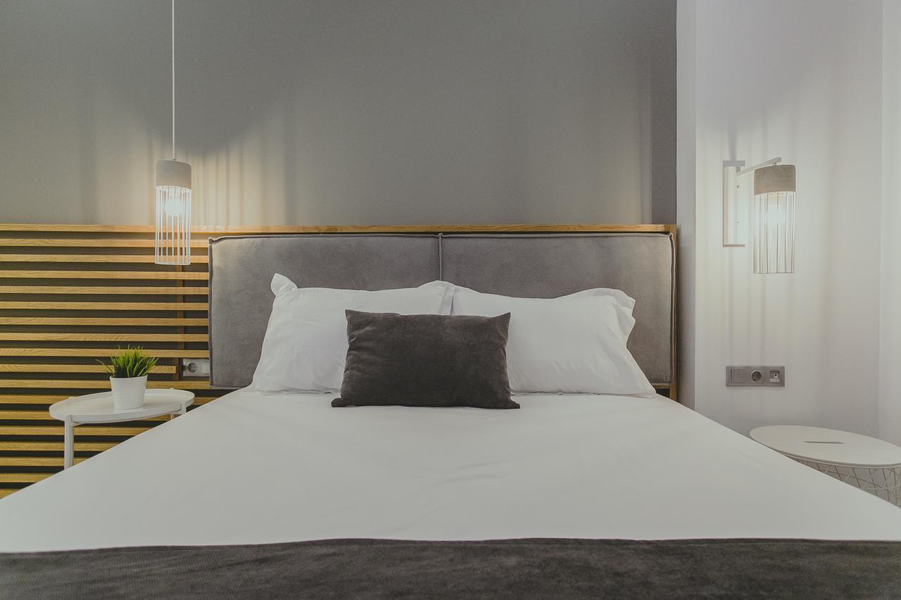 Hotel Papagalos Neos Marmaras Eksteriør billede
